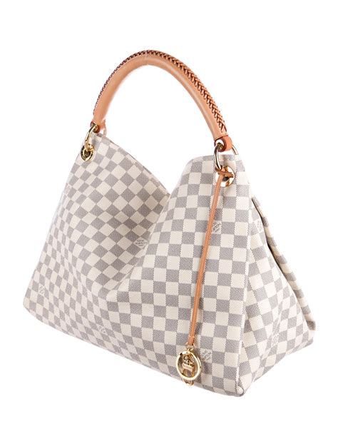 louis vuitton artsy mm price dubai|louis vuitton dubai airport prices.